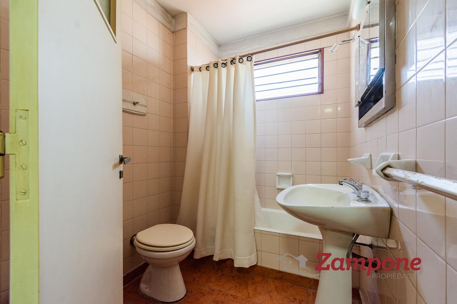 6738507_89973993656079953869112794913851078577957046907688380532152546865609000951906