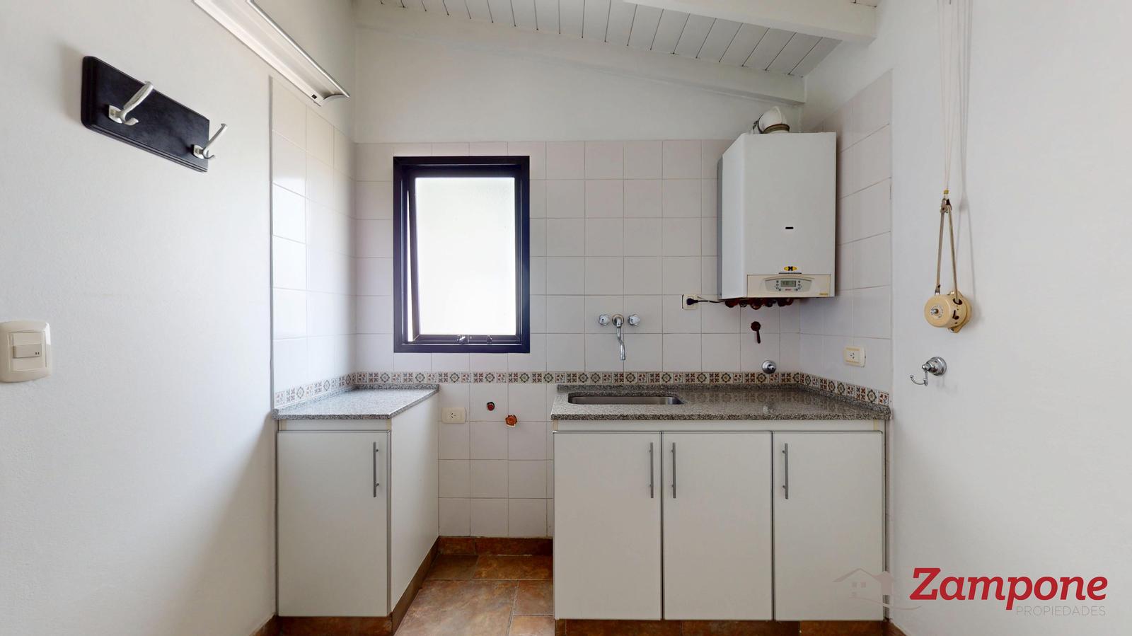 7448178_89488394155353916967496952276900289323123368838363131570457403061629242162780