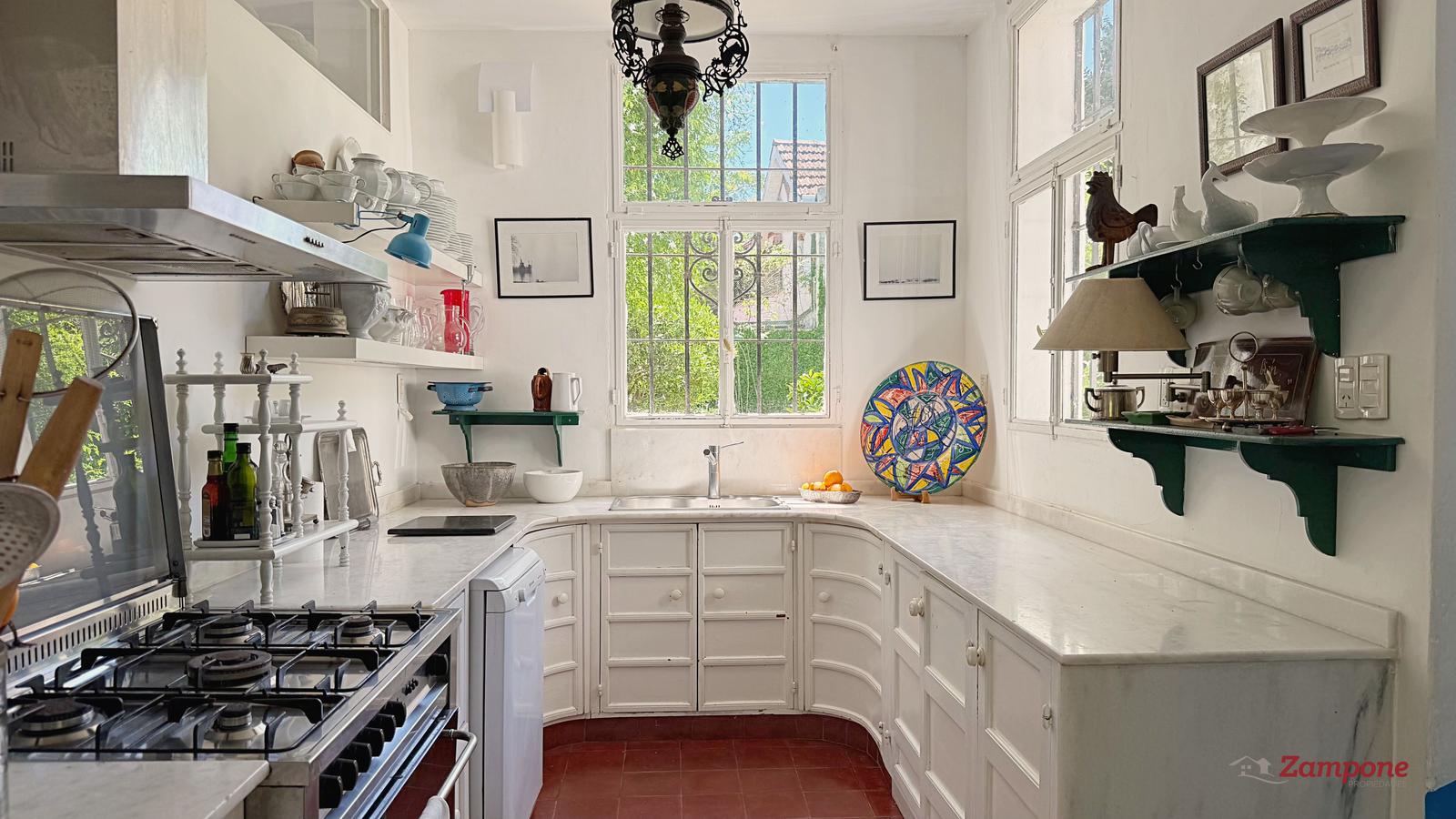 7676870_53843677076741629382896570034796240802613813287931758322067996447096340841854