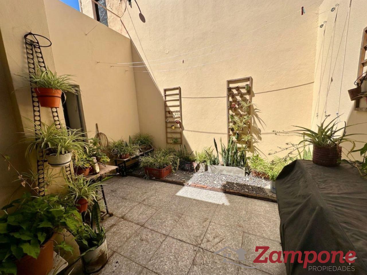 7913835_85027459876646784311772097428626250061707716823600877594366602886599603027322