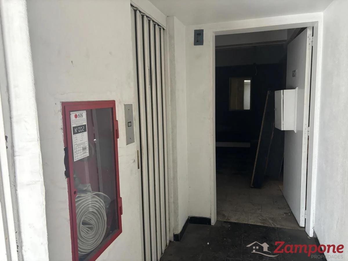 6010806_2031196151081311723005144914342083645720037288587561217531229603905149986900